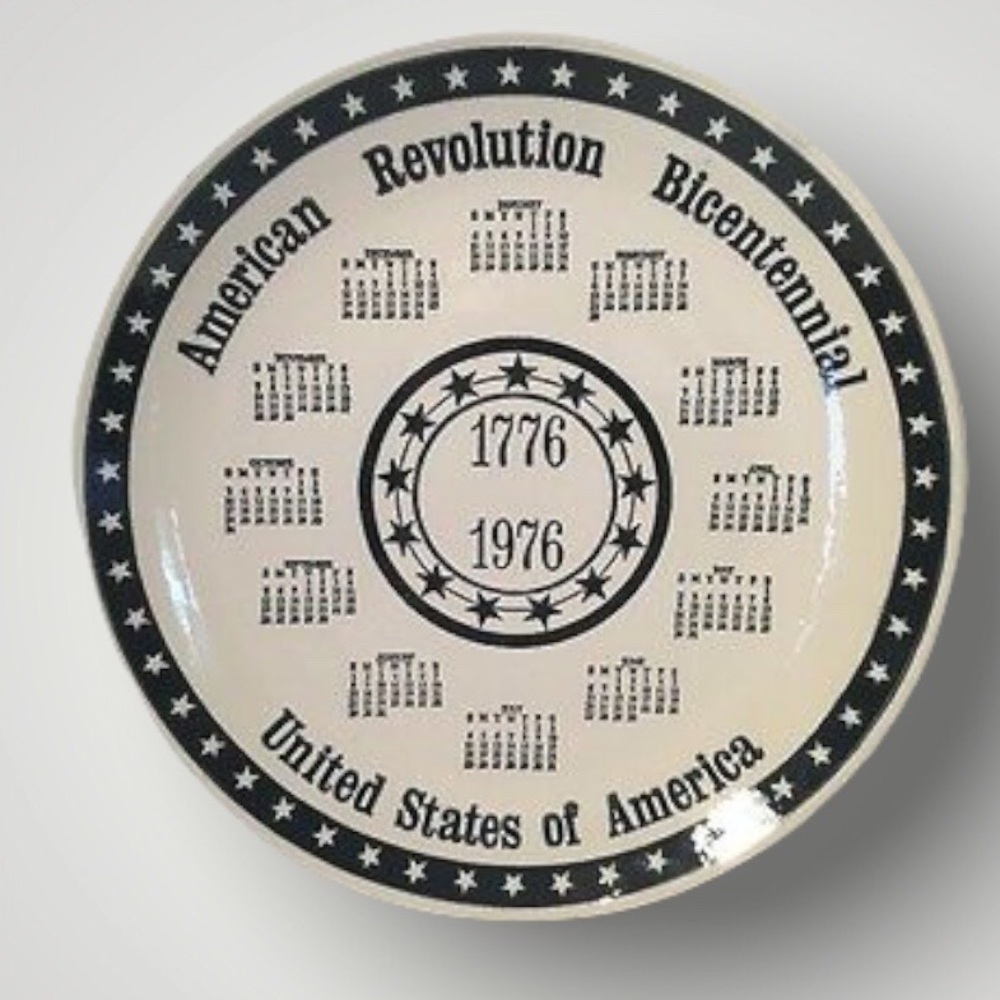 Vintage American Revolution Bicentennial Calendar Plate 1776-1976 / 10 inches